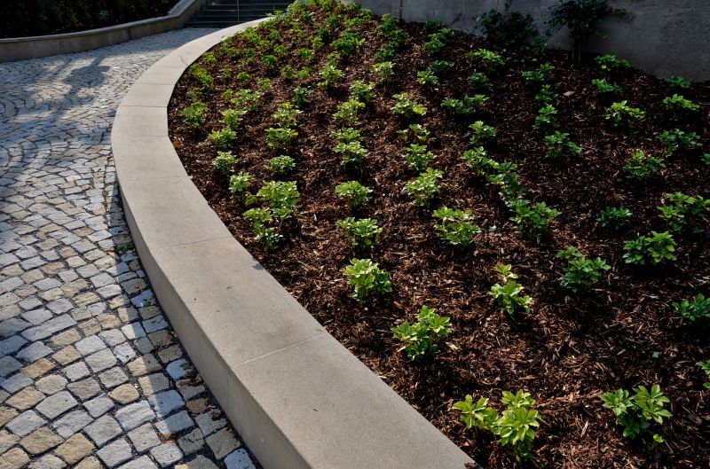 concrete retaining wall installation and repair