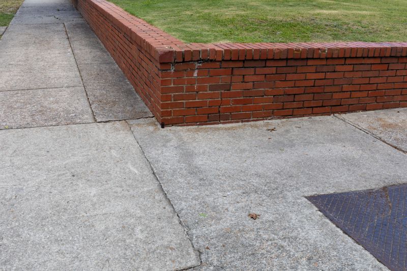 concrete retaining wall installation and repair