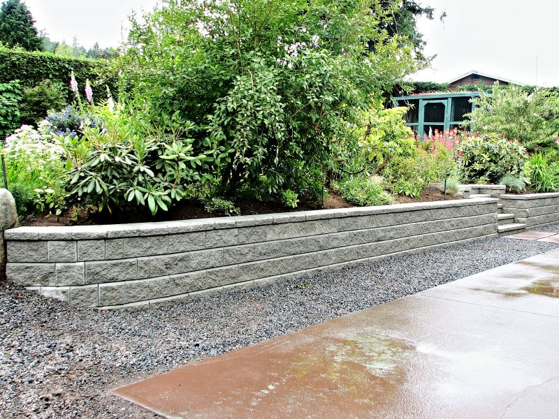 Concrete Retaining Wall Installation And Repair
